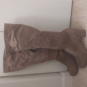Suede Brown boots